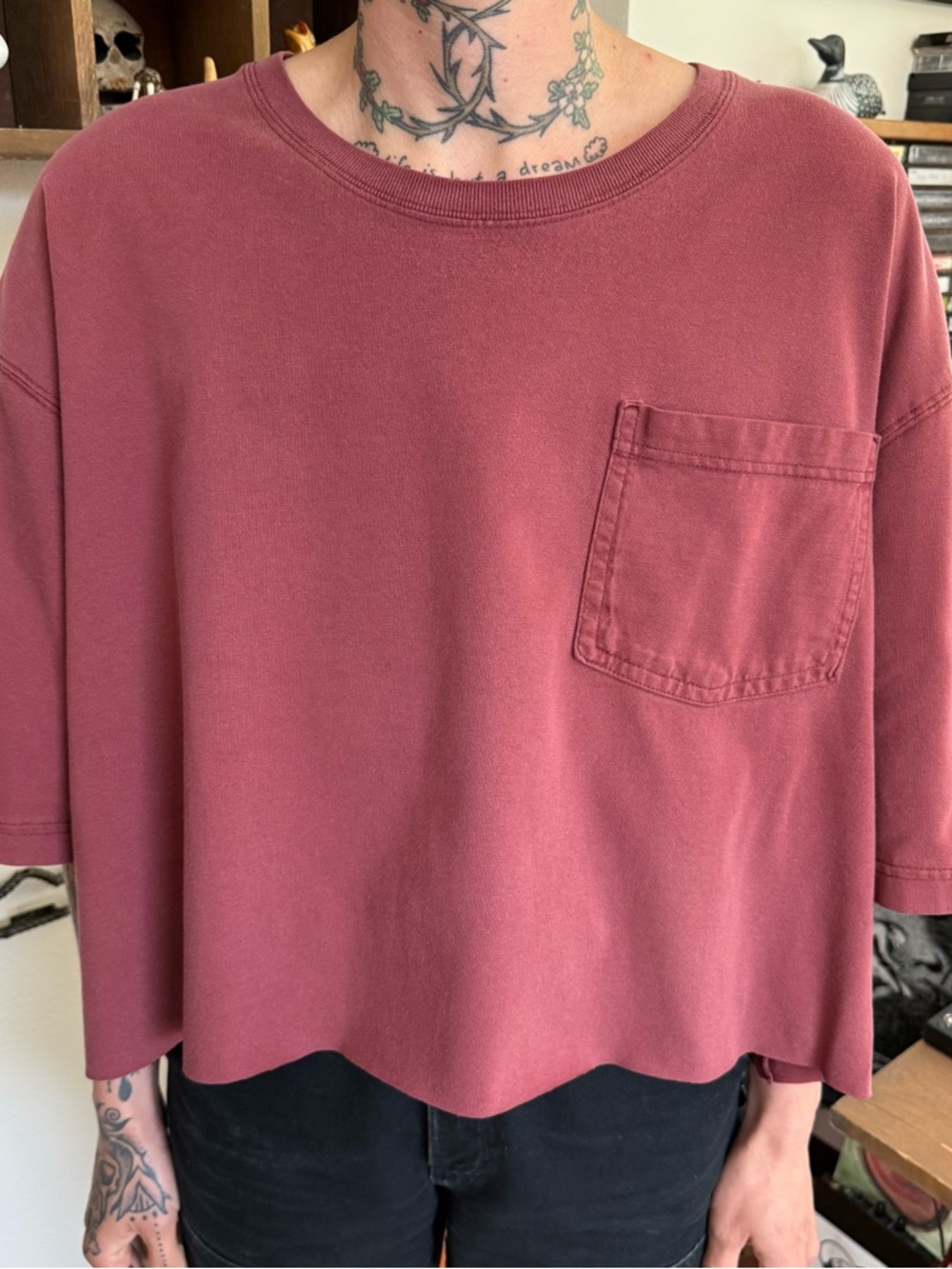 Duluth Faded Maroon Cropped Boxy S/S Pocket Tee ~ Size 2XL